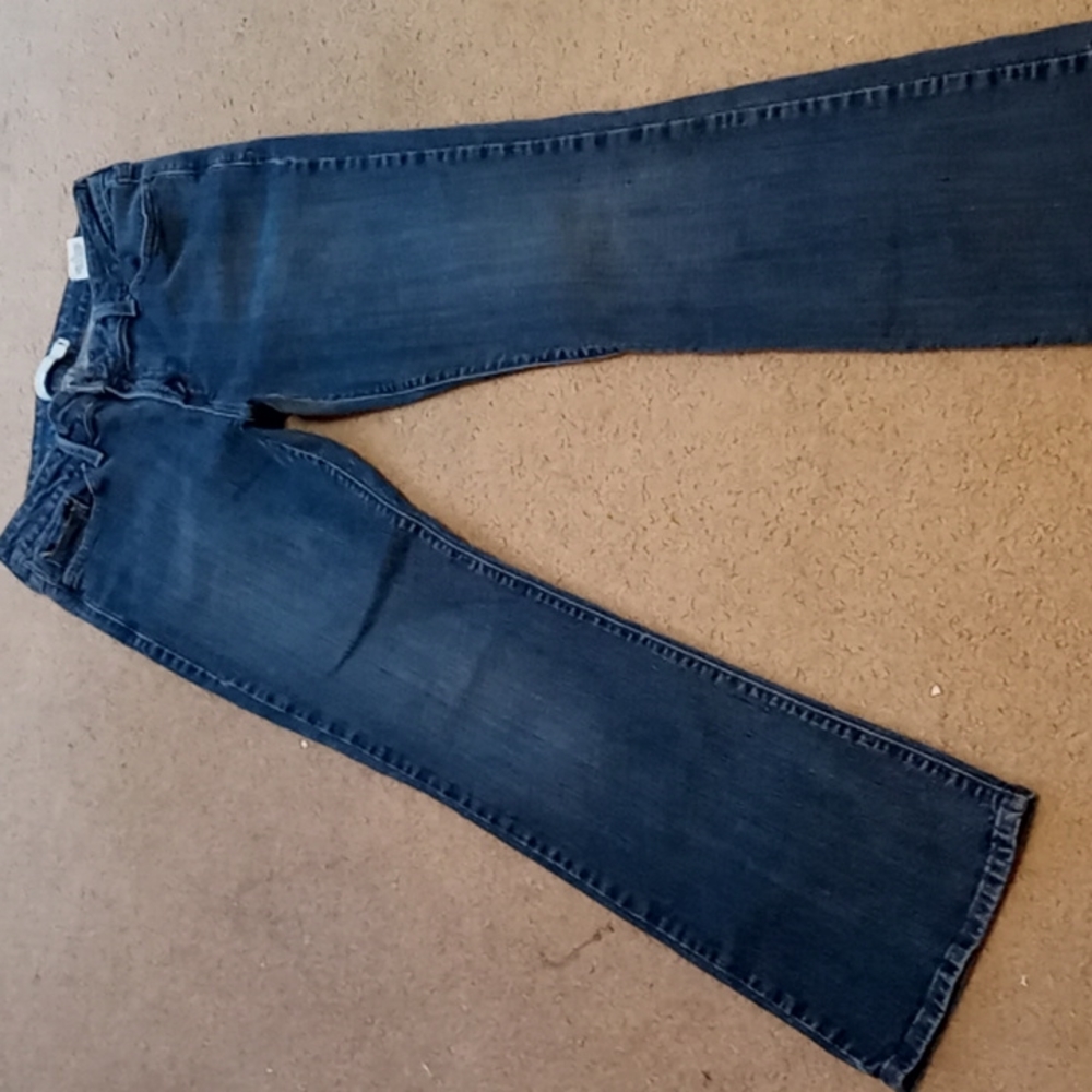 Levis Low Cut Boot Cut 545 jeans. Dark wash. Like New Size 12